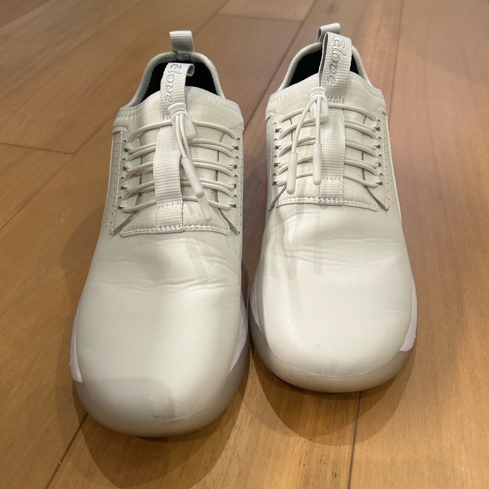 Clove women’s classic shoes - brilliant white, size 9